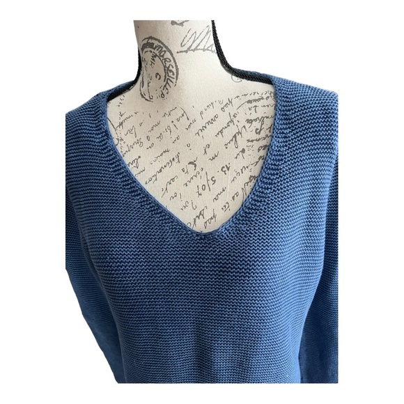 Tommy Bahama cotton v-neck knit sweater, size large - Picture 4 of 6